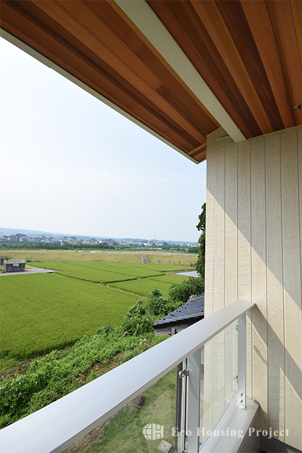 長野「ホワイトナチュラル・ビルトインガレージのある無垢フロアの家」 ハーバーハウス上越支店