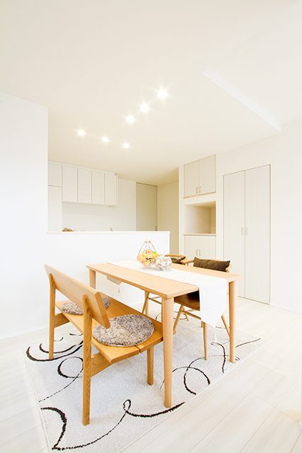 長野「明るい空間にコーディネート L型LDKの共有型二世帯住宅」 ハーバーハウス上越支店