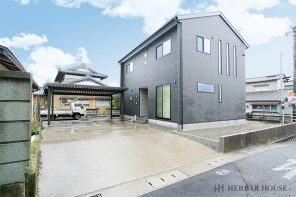 長野「吹抜け×鉄骨階段 立地に合わせた、抜け感のある居心地の良い家」 ハーバーハウス長野支店