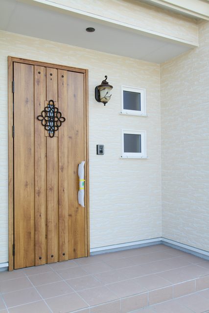 長野「可愛い玄関ポーチ照明でお出迎え!ナチュラルハウス」 ハーバーハウス上越支店