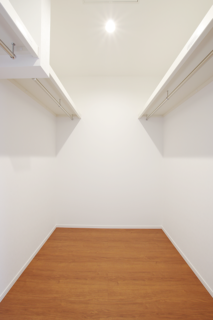 長野「間接照明×折り下げ天井 くつろぎ空間のある家」 ハーバーハウス上越支店