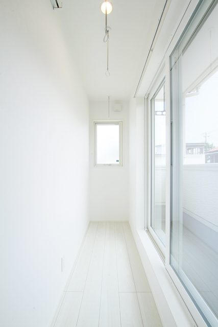 長野「小上がり和室を多目的に使うシンプルモダンな家」 ハーバーハウス上越支店