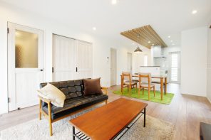 長野「キッチンの折り下げ天井が演出 カフェのような空間のある家」 ハーバーハウス長野支店