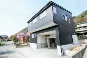 長野県千曲市磯部「REVELTA ロフトを利用した大容量収納のインナーガレージハウス」住宅完成見学会