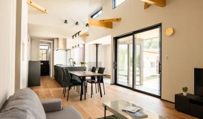 STORY 薪ストーブがある開放的な吹き抜けLDKの平屋！ ハーバーハウス長野支店