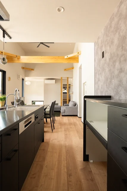 STORY 薪ストーブがある開放的な吹き抜けLDKの平屋！ ハーバーハウス上越支店