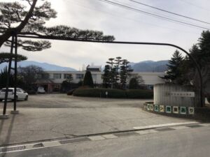 千曲市大字野高場の【土地】の治田小学校写真(約2400m)