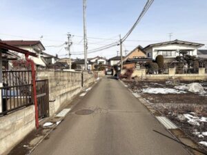 長野市桐原1丁目の土地の前面道路道路写真