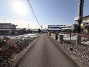 長野市桐原1丁目の土地の前面道路道路写真